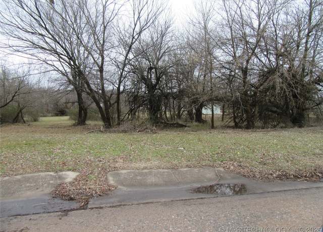 Property at W Delaware, Mcalester, OK 74501