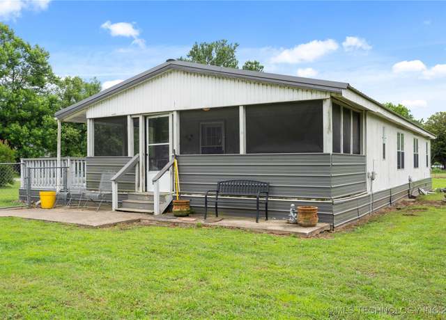 Property at 31837 S 85th St E, Porum, OK 74455, 3 beds, 2 baths