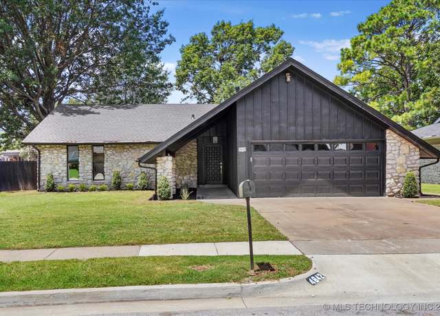 Property at 4842 S 67th EastAvenue, Tulsa, OK 74145, 3 beds, 2 baths