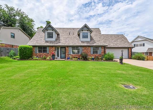 Property at 6310 S 72nd EastPlace, Tulsa, OK 74133, 4 beds, 2 baths