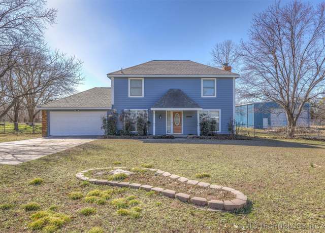 Property at 14704 E 74th St, Owasso, OK 74055, 3 beds, 2.5 baths