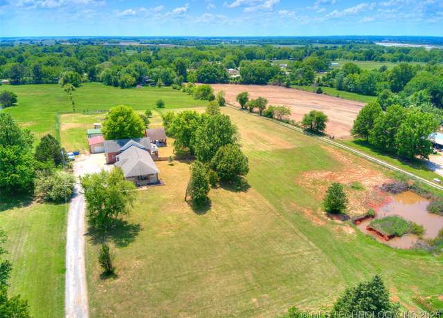 Property at 32386 E 171st St S, Coweta, OK 74429, 3 beds, 3 baths