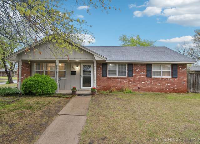 Property at 8505 E 47th Pl, Tulsa, OK 74145, 3 beds, 2 baths