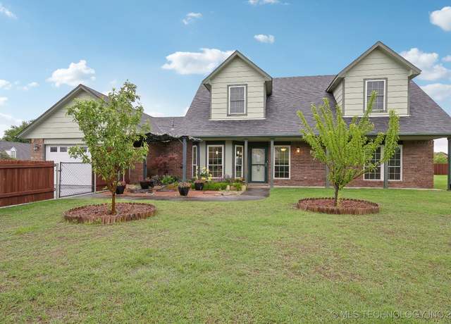 Property at 15015 E 74th Pl, Owasso, OK 74055, 5 beds, 2.5 baths