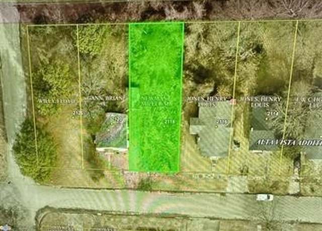 Property at 2118 Court St, Muskogee, OK 74401