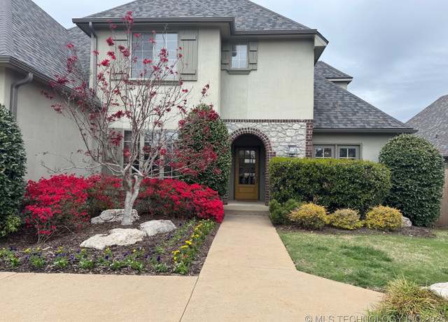 Property at 12330 S Ash Ave, Jenks, OK 74037, 3 beds, 2.5 baths
