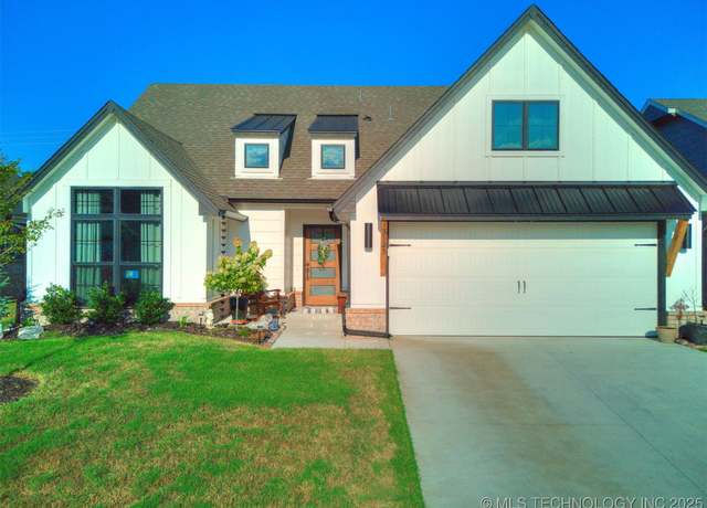 Property at 13123 S 72nd EastPlace, Bixby, OK 74008, 4 beds, 2 baths