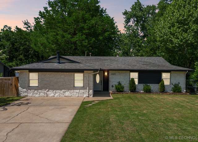 Property at 28505 E 139th St S, Coweta, OK 74429, 3 beds, 1.5 baths