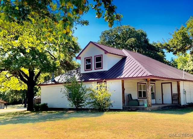 Property at 8813 Soldier Creek Rd, Kingston, OK 73439, 6 beds, 3 baths