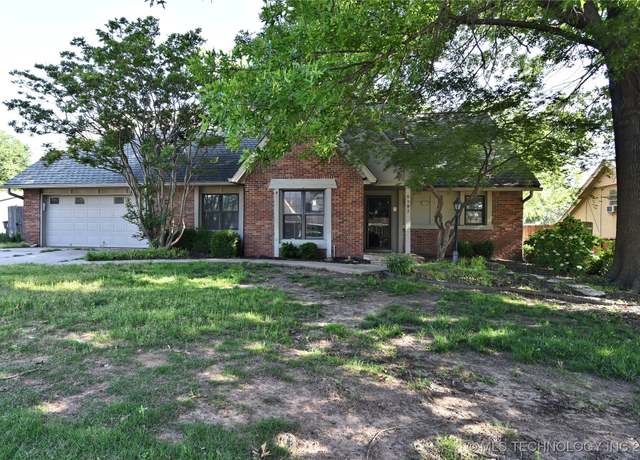 Property at 6903 E 63rd St, Tulsa, OK 74133, 4 beds, 2.5 baths
