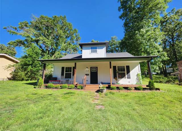 Property at 260 Hickory Dr, Tahlequah, OK 74464, 3 beds, 2 baths