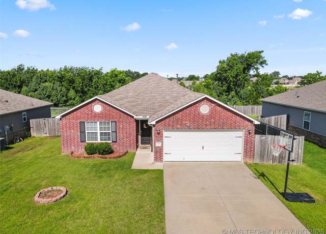Property at 23204 S Jewell Dr, Claremore, OK 74019, 3 beds, 2 baths