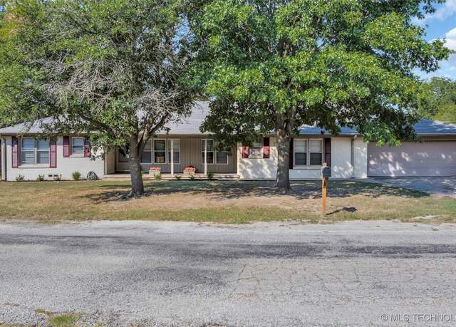 Property at 711 N. SW, Ardmore, OK 73401, 4 beds, 2 baths