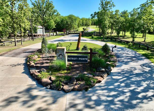 Property at 238 Patriot Pointe, Eufaula, OK 74432