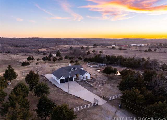 Property at 369200 E 5500 Rd, Terlton, OK 74081, 5 beds, 2.5 baths
