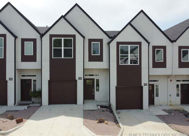 Property at 3416 Redbud Ln, Tulsa, OK 74131, 3 beds, 2.5 baths