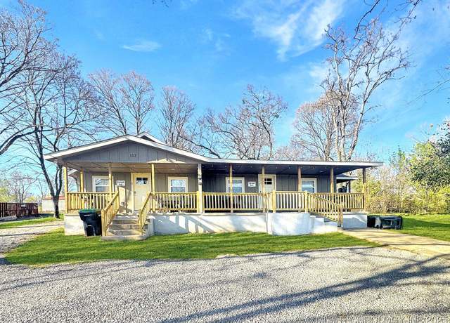Property at 112 W Allen Rd, Tahlequah, OK 74464, 4 beds, 4 baths