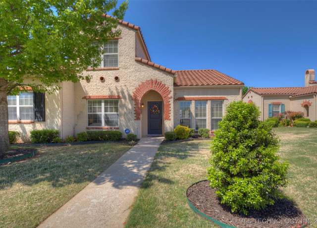 Property at 4304 S Redwood Ave, Broken Arrow, OK 74011, 3 beds, 3 baths