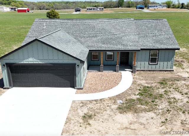 Property at 2939 S 426 Rd, Pryor, OK 74361, 3 beds, 2 baths
