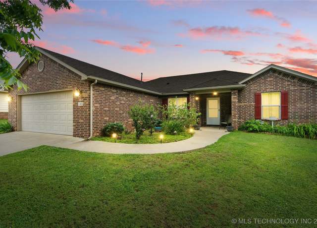 Property at 165 Canton Pl, Mannford, OK 74044, 3 beds, 2 baths