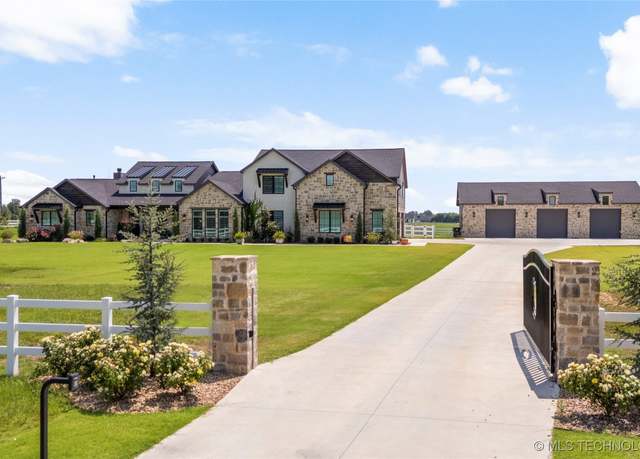 Property at 6440 E 171st St, Bixby, OK 74008, 4 beds, 5 baths