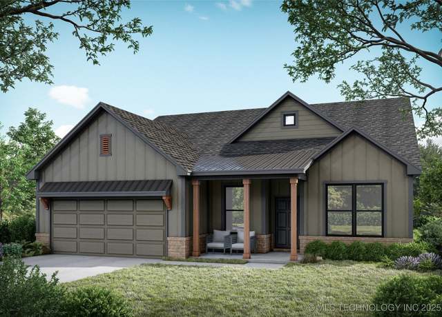 Property at 8516 E El Paso St, Broken Arrow, OK 74014, 3 beds, 2 baths