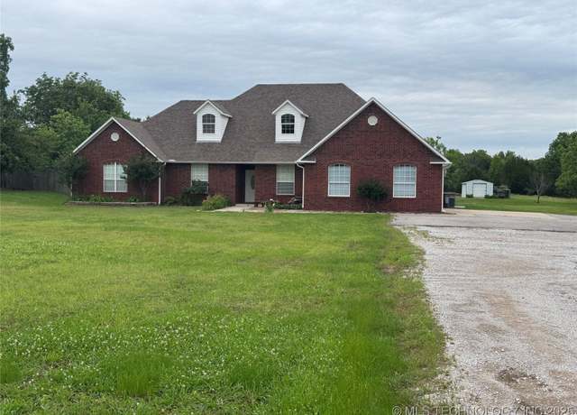 Property at 5648 Myall Rd, Ardmore, OK 73401, 4 beds, 2 baths