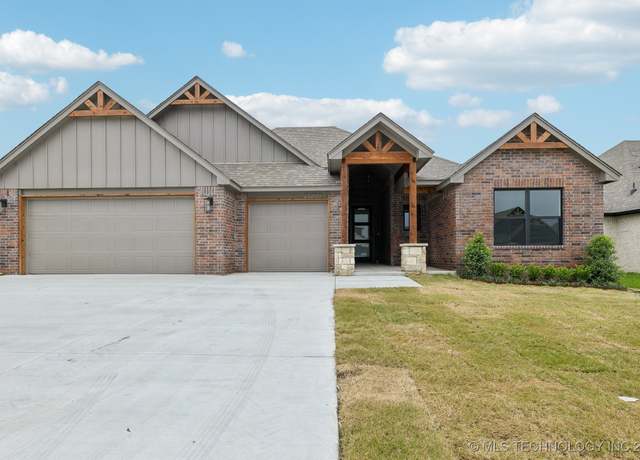 Property at 23250 E 106th Pl S, Broken Arrow, OK 74014, 3 beds, 2 baths