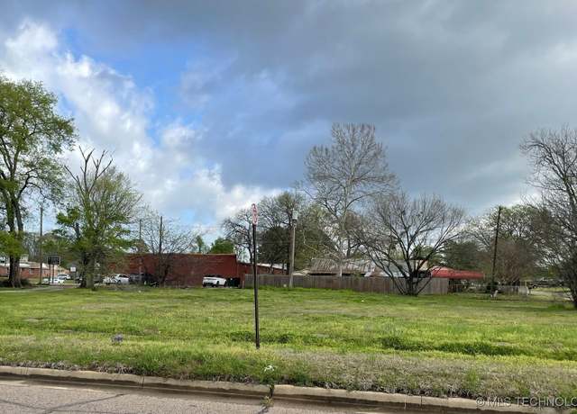 Property at 501 N 14th Ave, Durant, OK 74701