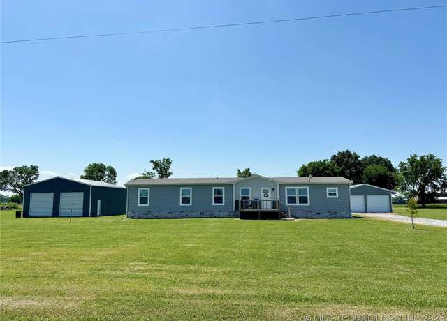 Property at 1900 E 474 Rd, Pryor, OK 74361, 4 beds, 2 baths