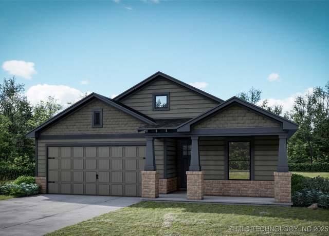 Property at 8520 E El Paso St, Broken Arrow, OK 74014, 4 beds, 2 baths