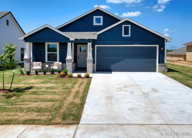 Property at 8520 E El Paso St, Broken Arrow, OK 74014, 4 beds, 2 baths