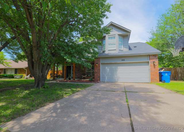Property at 408 S Indianwood Ave, Broken Arrow, OK 74012, 4 beds, 2.5 baths