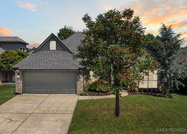 Property at 1820 E Montgomery St, Broken Arrow, OK 74012, 4 beds, 3 baths