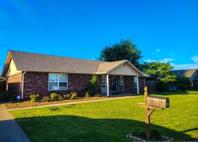 Property at 4418 E 76th St N, Fort Gibson, OK 74434, 3 beds, 1.5 baths