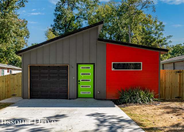 Property at 14 Missouri Dr, Afton, OK 74331, 3 beds, 2 baths