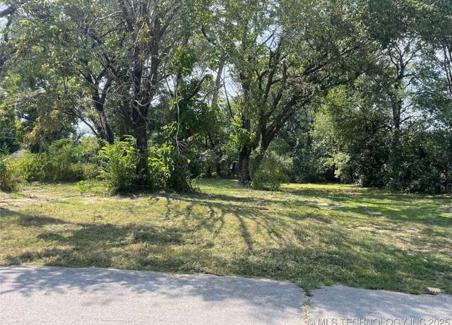Property at 700 N Sherman Ave, Okmulgee, OK 74447