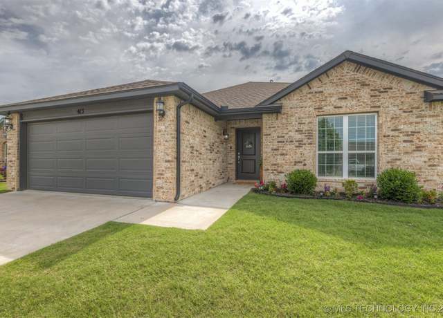 Property at 413 S 48th Ct, Broken Arrow, OK 74014, 3 beds, 2 baths