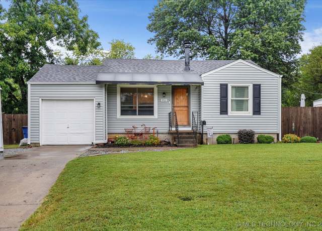 Property at 5721 E 4th Ter, Tulsa, OK 74112, 2 beds, 1 bath