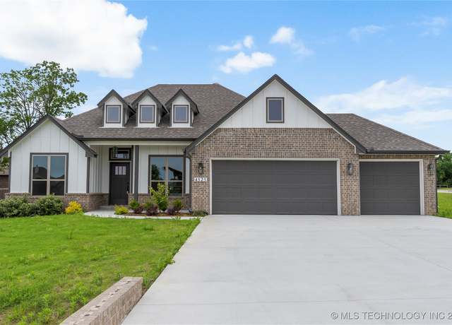 Property at 4525 S Holly Ave W, Sand Springs, OK 74063, 4 beds, 3 baths