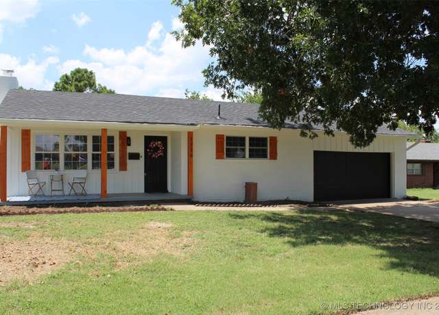 Property at 1736 S 75th East Ave, Tulsa, OK 74112, 3 beds, 2 baths