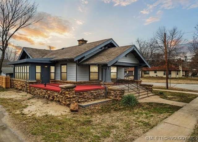 Property at 402 S Poplar St, Sapulpa, OK 74066, 3 beds, 3 baths