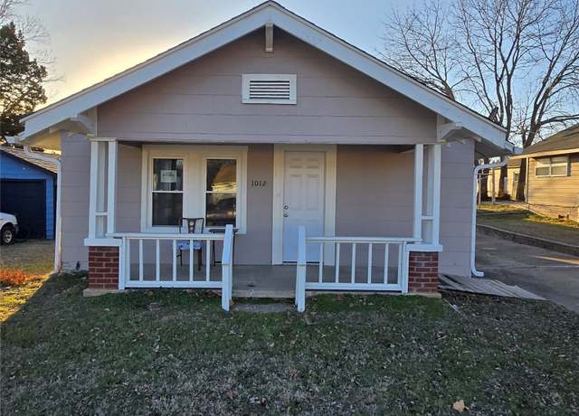 Property at 1012 N Cleveland Ave, Sand Springs, OK 74063, 2 beds, 1 bath