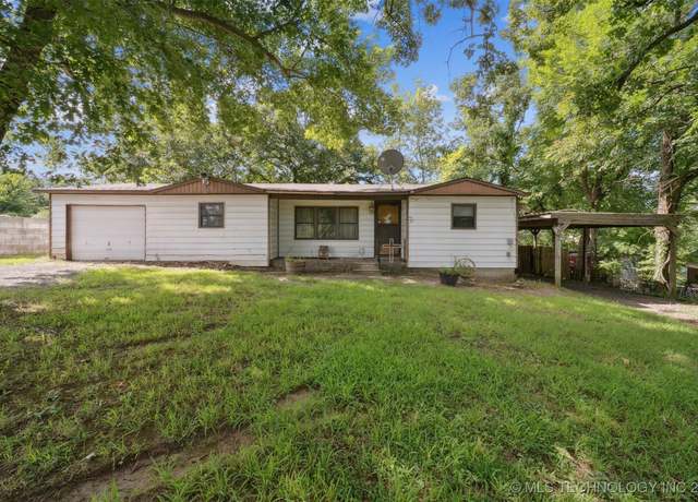 Property at 7208 W 61st St, Tulsa, OK 74131, 2 beds, 1 bath