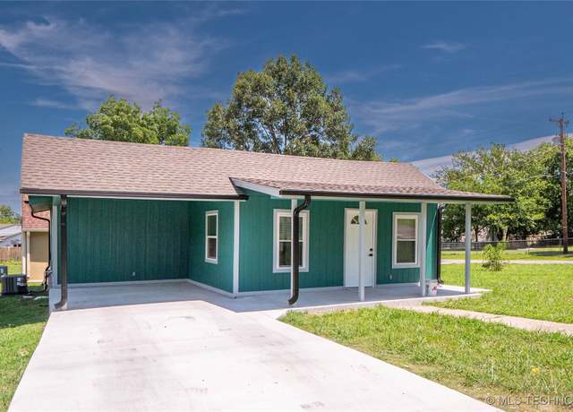 Property at 301 W Taylor Ave, Mcalester, OK 74501, 3 beds, 2 baths