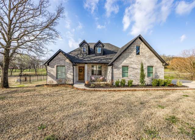 Property at 16 Wilderness Rd S, Calera, OK 74730, 3 beds, 2 baths
