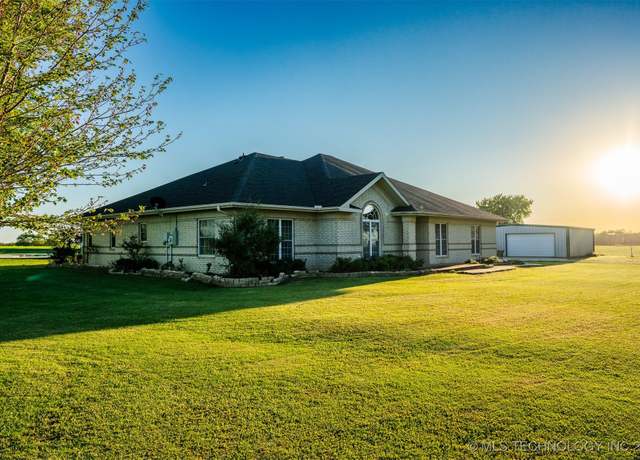 Property at 23220 E 121 St S, Broken Arrow, OK 74014, 3 beds, 3 baths