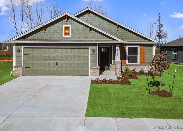 Property at 9404 N 115th EastAvenue, Owasso, OK 74055, 3 beds, 2 baths