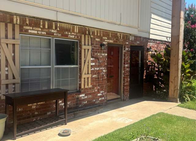 Property at 6156 S Madison Pl Unit B, Tulsa, OK 74136, 2 beds, 1.5 baths