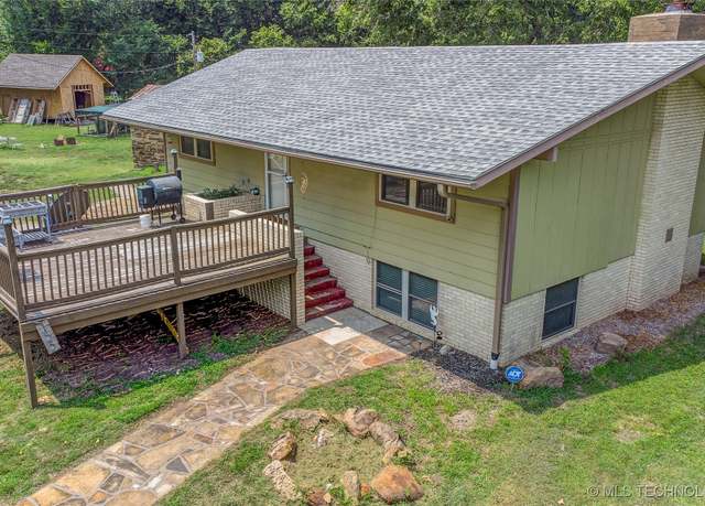 Property at 155 County Road 2105, Bartlesville, OK 74003, 3 beds, 1.5 baths